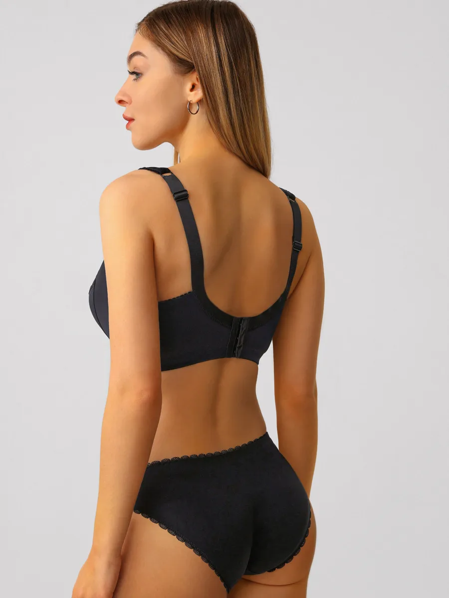 Бюстгальтер женский большие размеры без косточек черный
